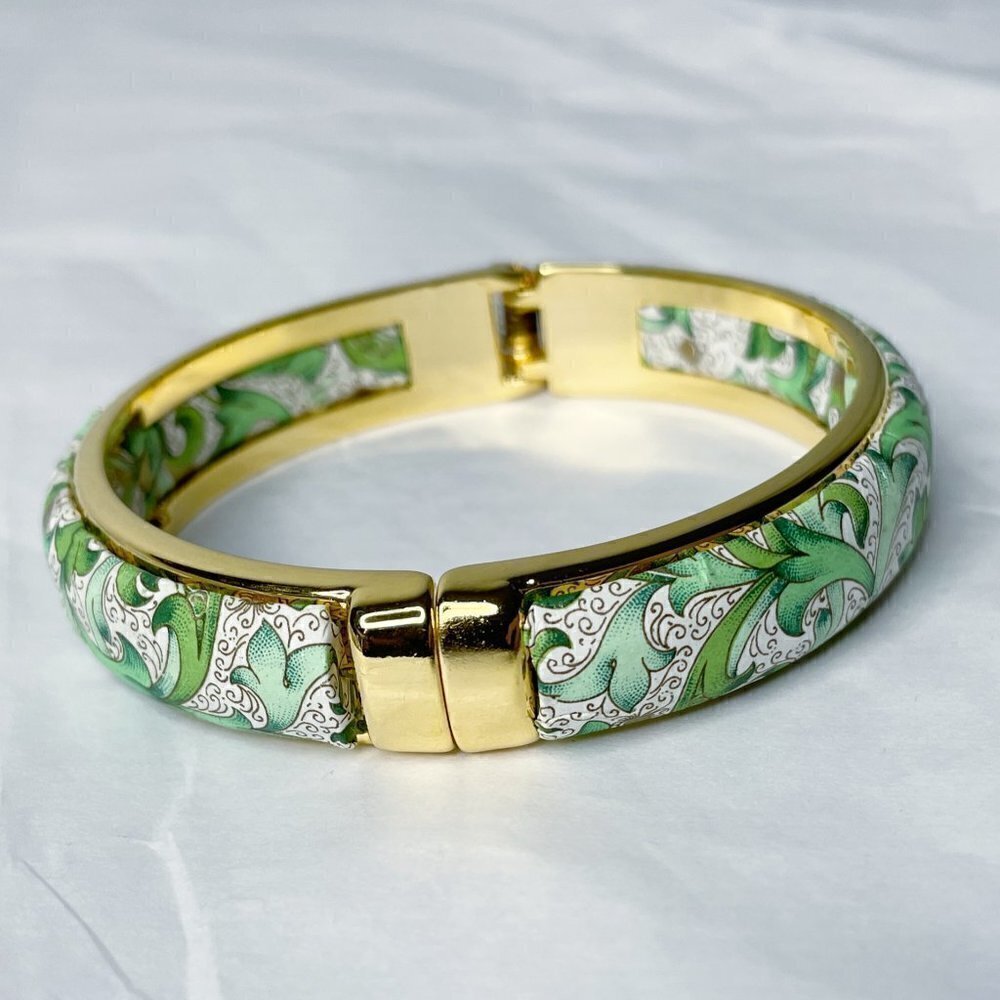 Floral Gold Bangle Bracelet Viola Green & White